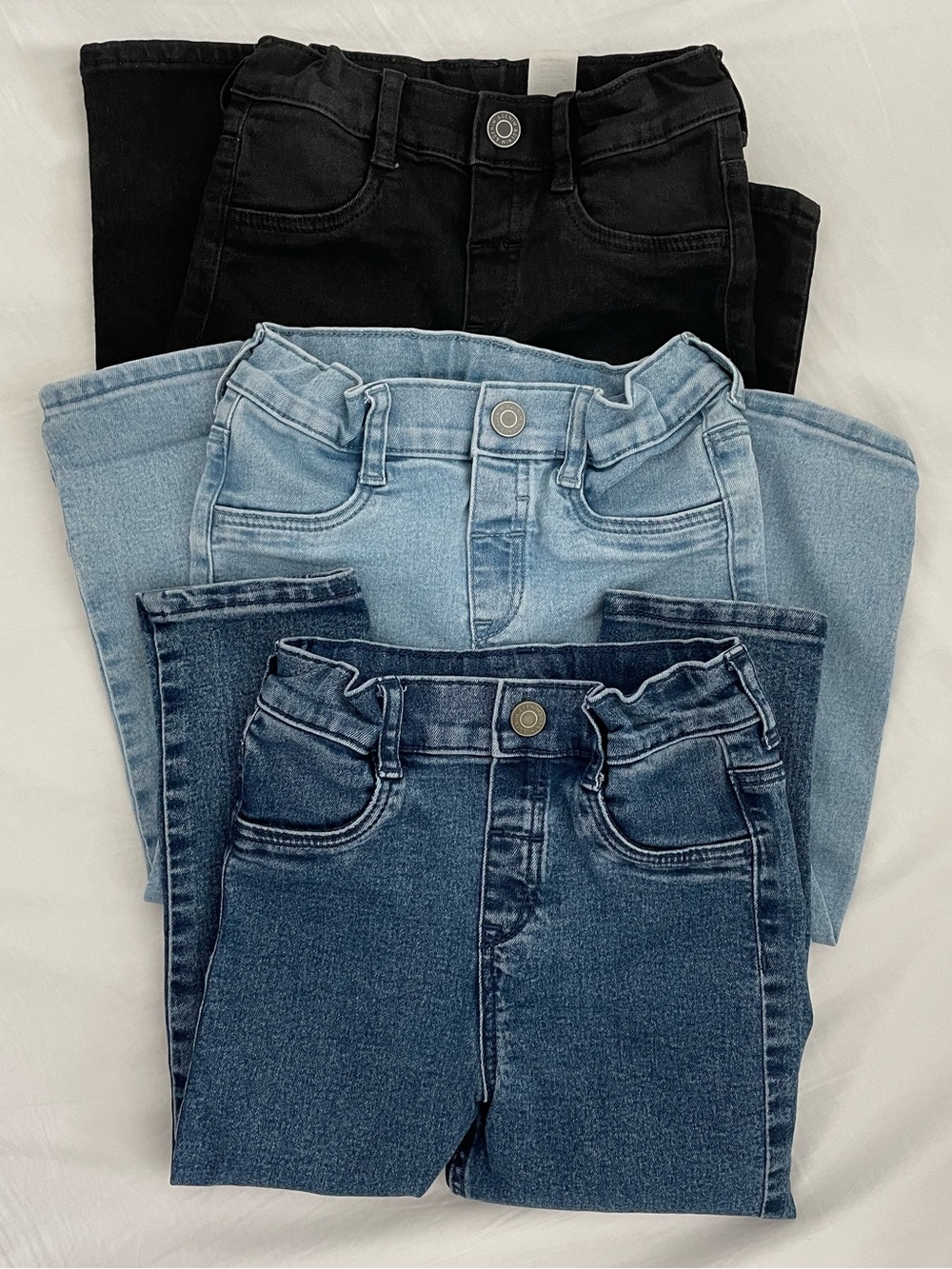 H&M Kids 3-Pack Stretch Denim Jeans - Black, Light Blue, Dark Blue Size 3T